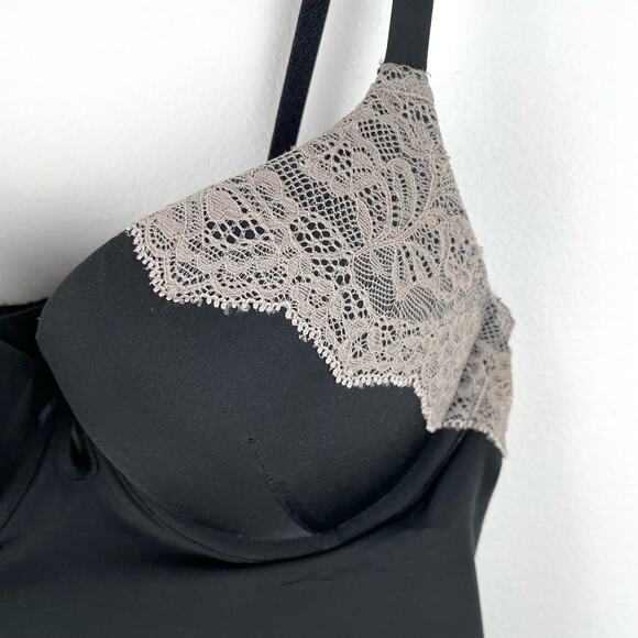 Victoria's Secret Black Lace Lingerie Slip Built in Bra - Size 34B - Picture 5 of 8